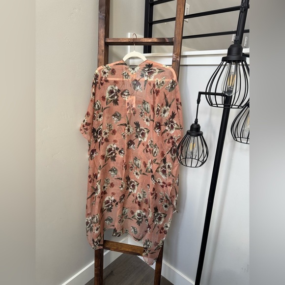Joyfolie Mia Joy Floral Dusty Rose kimono - Picture 2 of 3